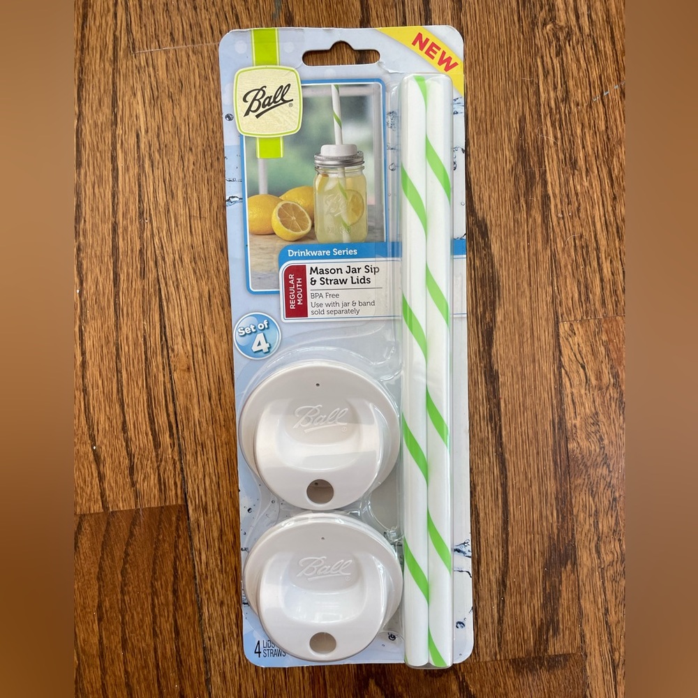 Ball Mason jar sip & straw lids set of 4 NEW in packaging regular mouth